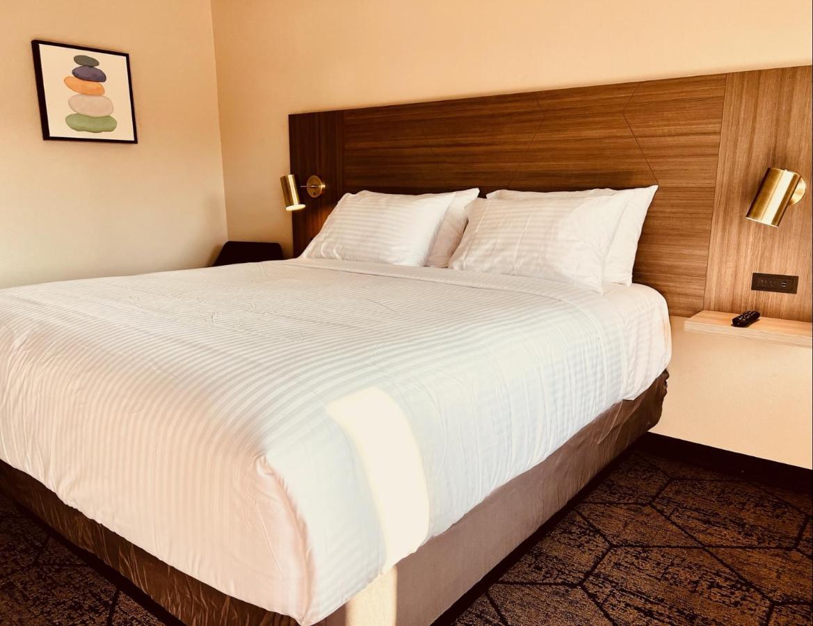 Ramada By Wyndham Yosemite Area