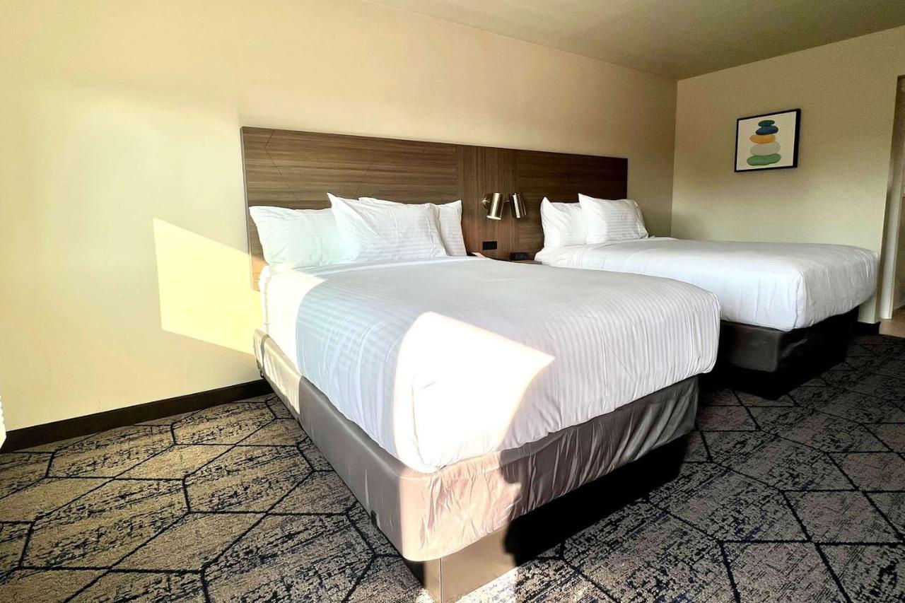 Ramada By Wyndham Yosemite Area