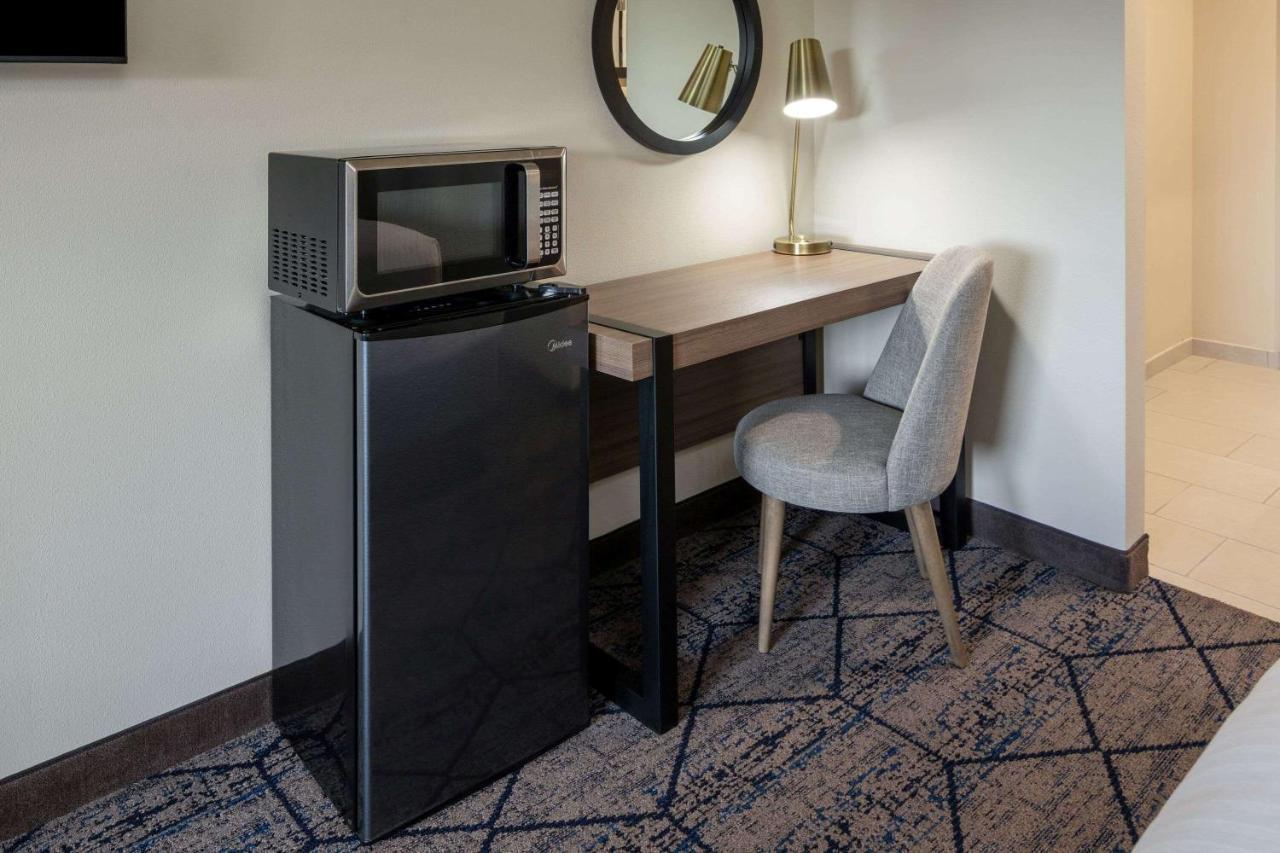 Hotel Ramada By Wyndham Yosemite Area