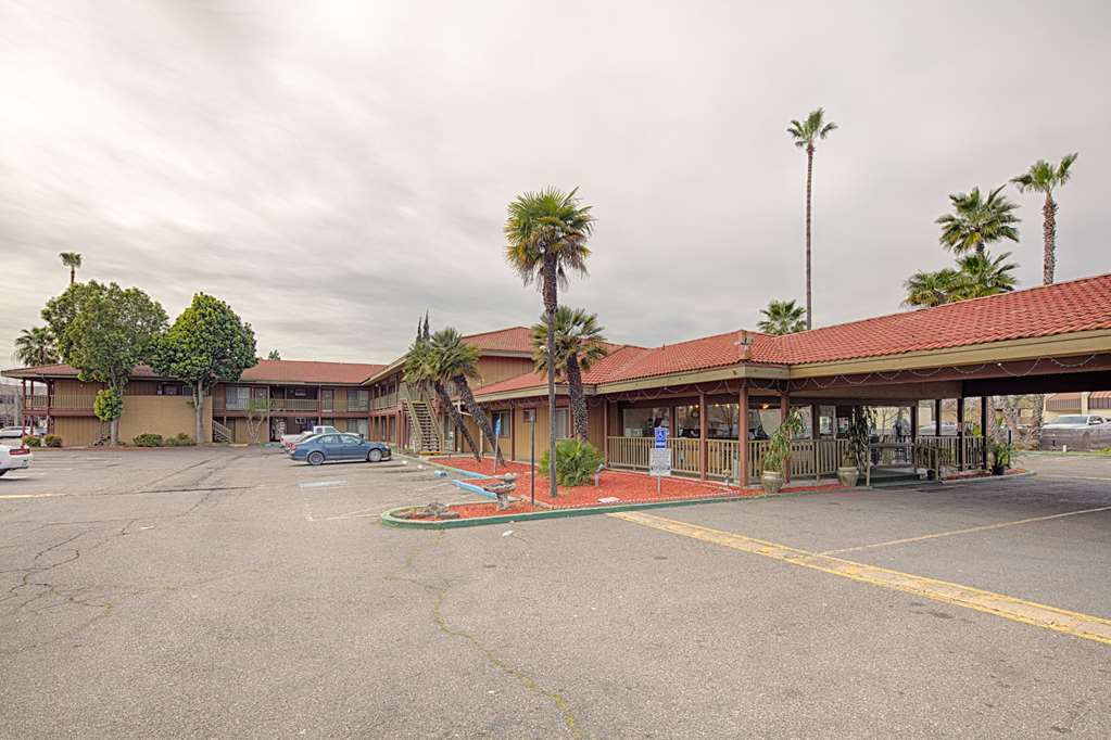 Hotel Ramada By Wyndham Yosemite Area