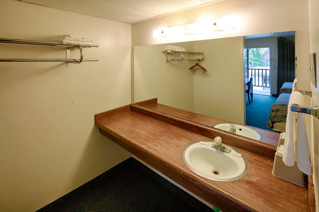Ramada By Wyndham Yosemite Area Modesto